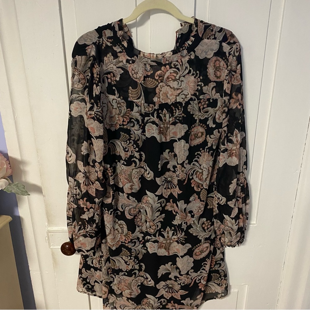 LOFT Floral Shift Dress - Picture 5 of 6